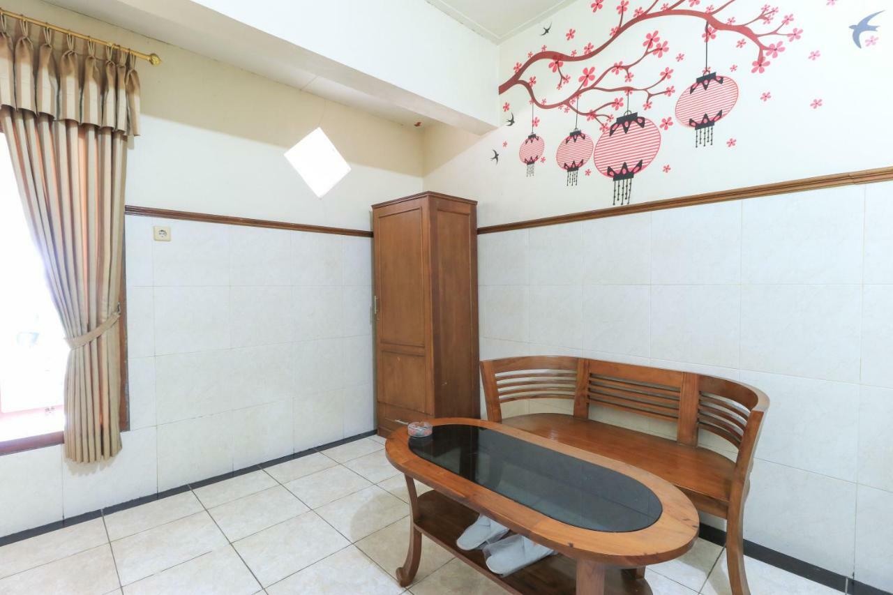 Naga Mas Hotel Mojokerto Luaran gambar